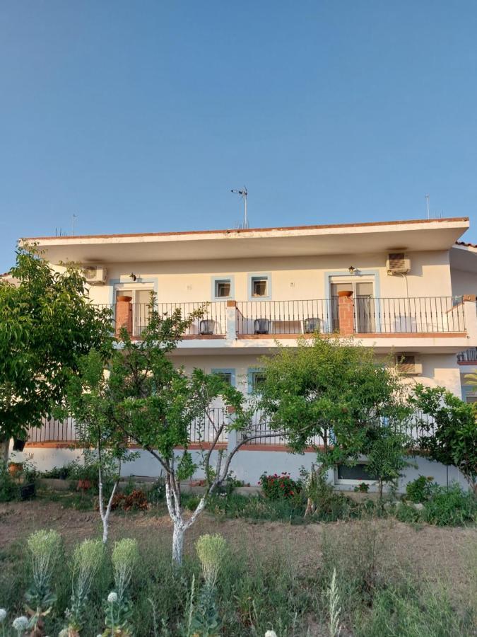 Seaview Saravari Studios Agios Alexandros エクステリア 写真